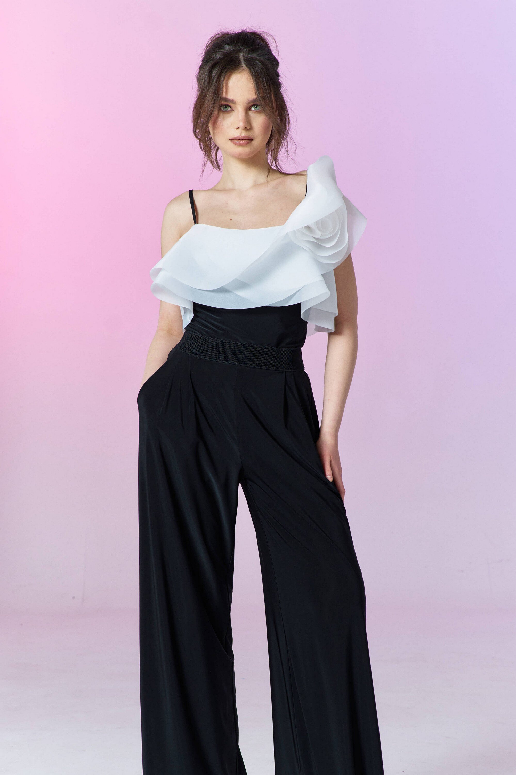 G553/3, G559/9, G559/6